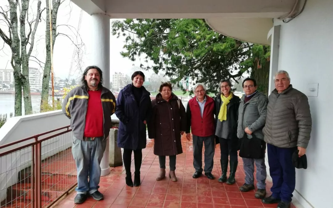 Representantes de la Corporación de Redes Turísticas de Puyehue visitaron FACEA en el marco del proyecto de museo local